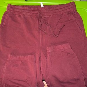 Dark red fabletics sweat pants
